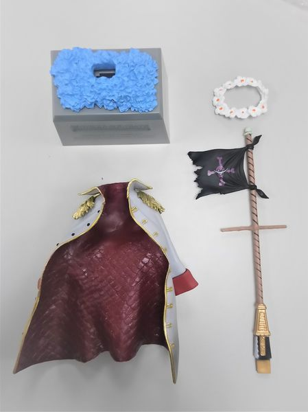 one piece最受欢迎的角色—【艾斯】和【白胡子】