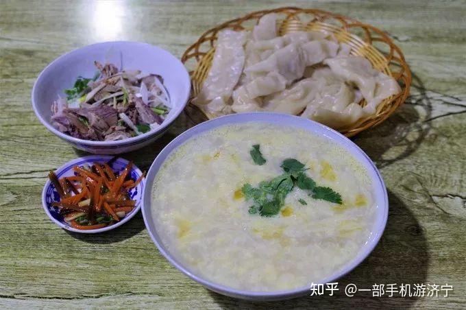 早餐中國濟寧版來了包子油條菜盒唇齒流油100集打不住