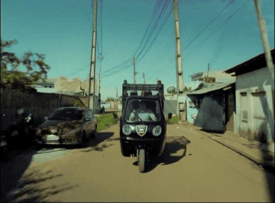 《天空的另一面》这部被忽视的奇幻片拿了柏林银熊奖