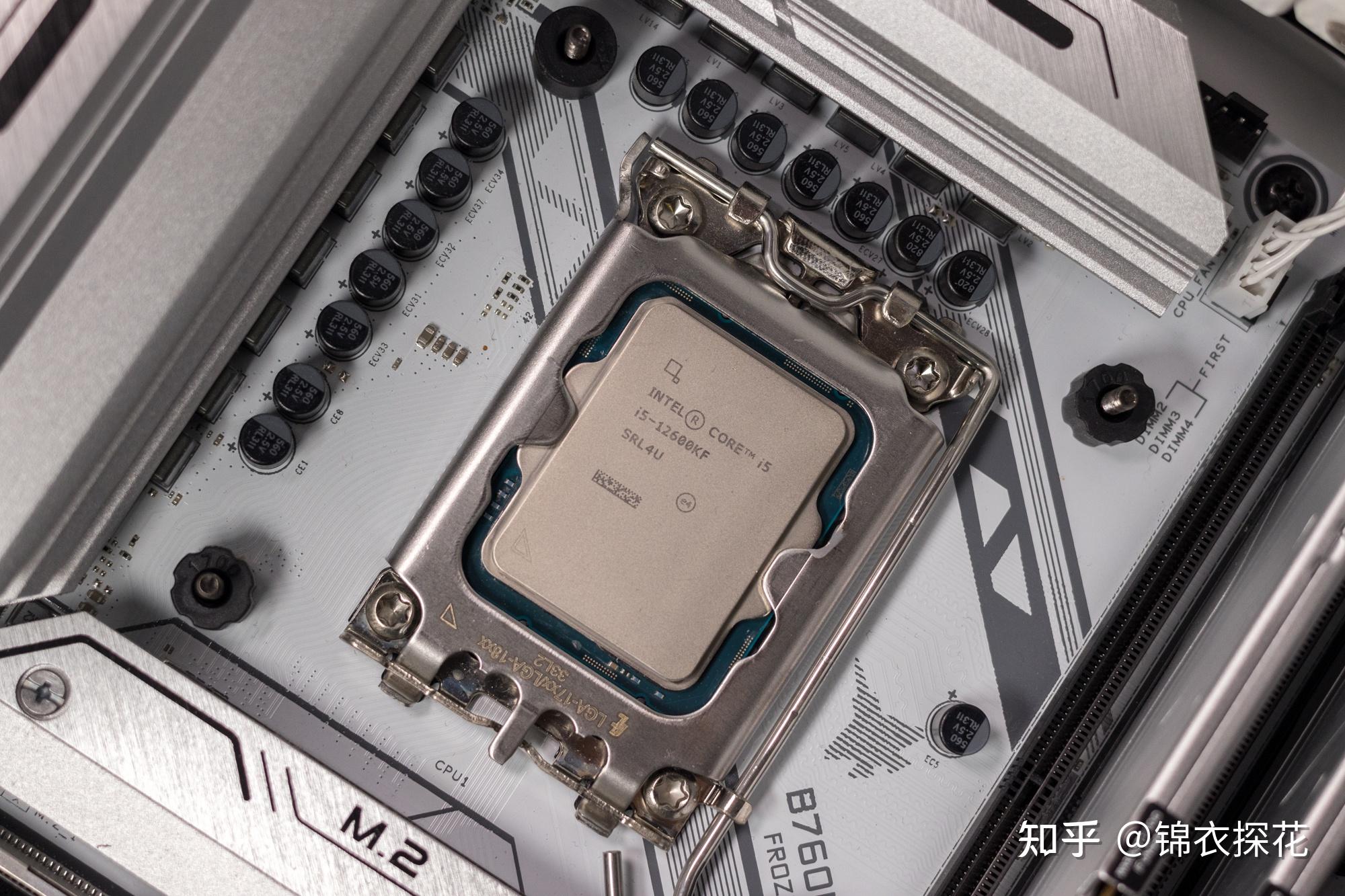 但是结合主板生态,intel的优势非常明显——lga1700插槽的12600kf可以