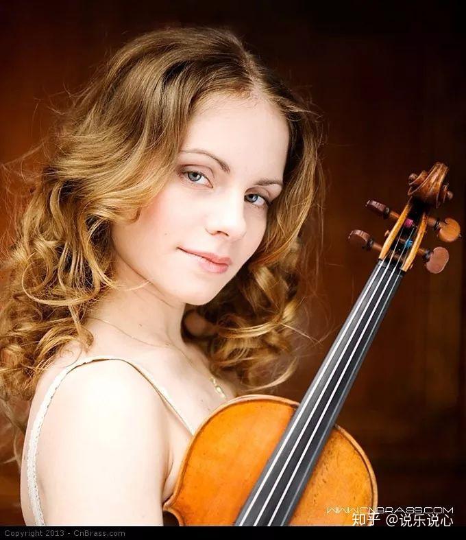 80后小提琴女演奏家图片
