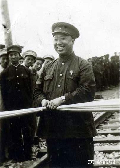 滕代远：资历和战功相当高，在1955年授衔时，为什么没有他？ - 知乎