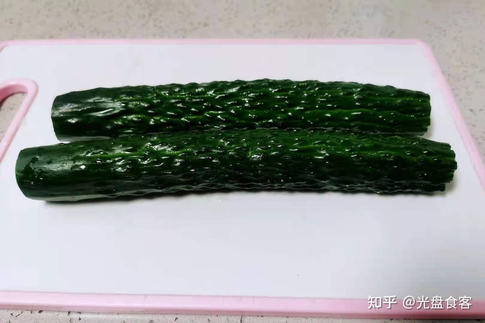 1瓶雪碧2根黄瓜瞬间升华成一道美食清香爽脆好吃到家了