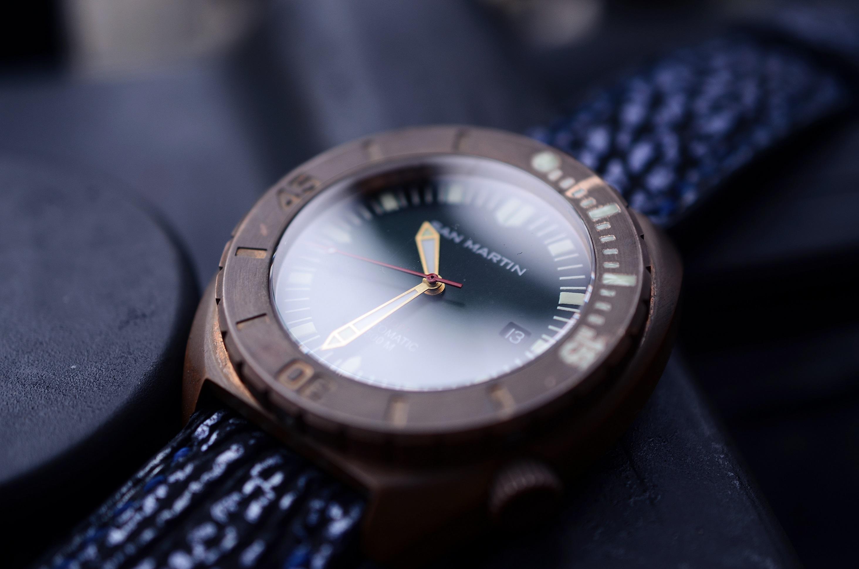 圣马丁青铜潜水表