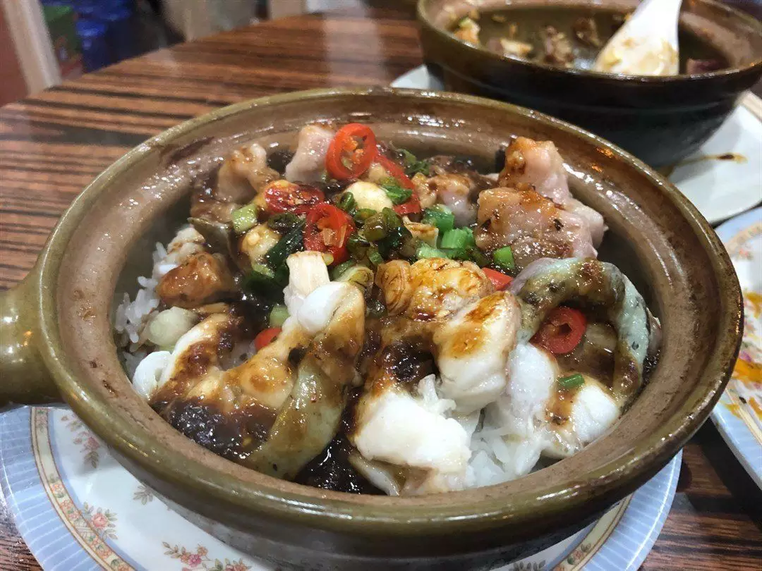 香港经典名菜“避风塘”菜系，不仅是渔民的美味，也是大众的美味-聚超值