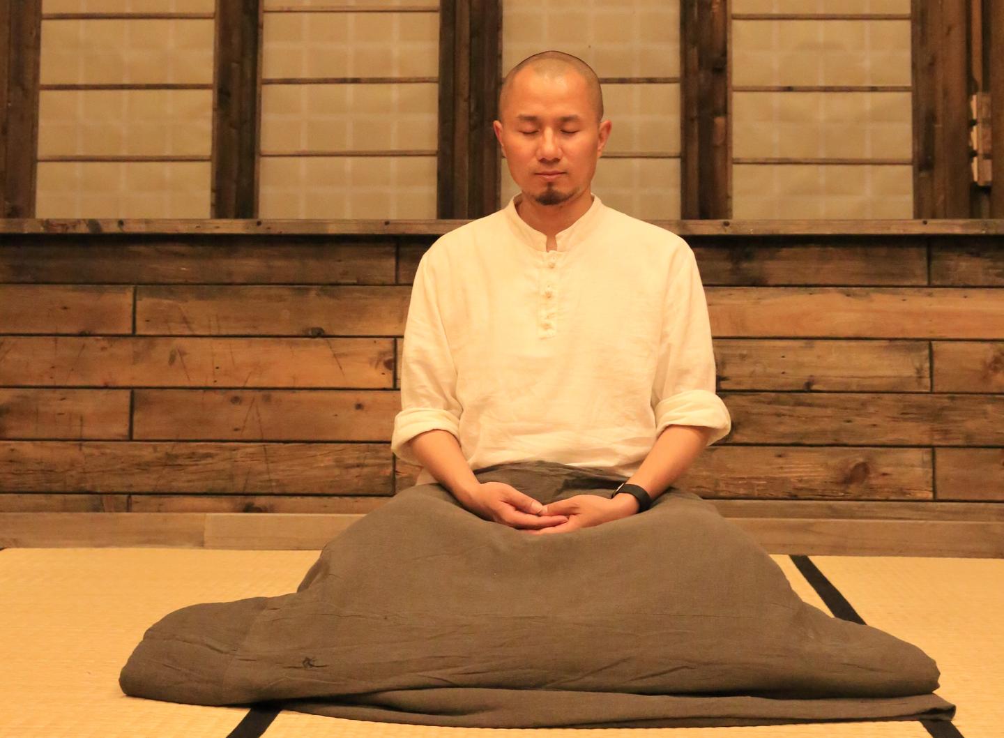 不坚持 不放弃 不费力 公元2019年12月2日是我开始不间断地禅修打坐后