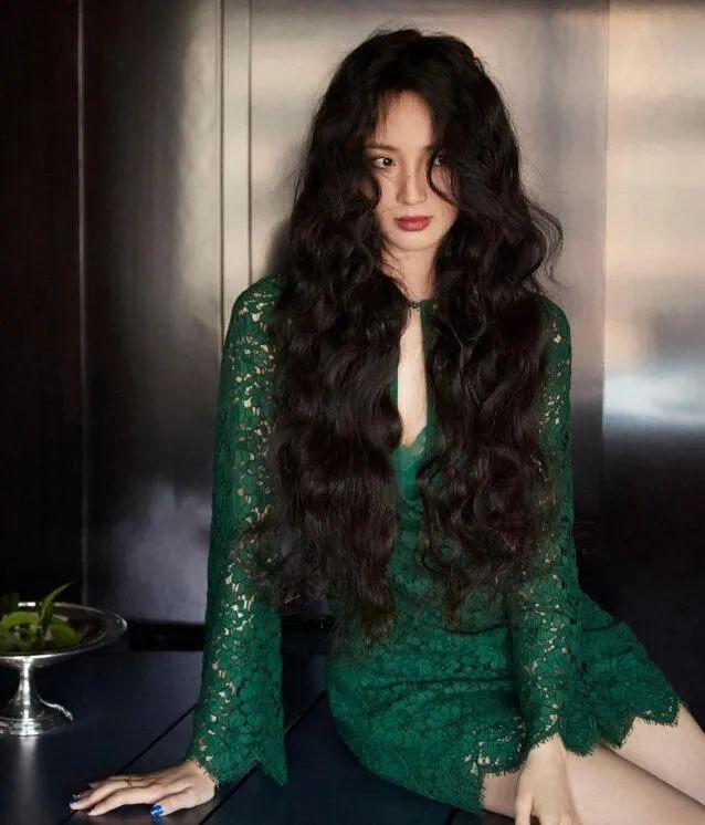 女明星的海藻般长发长啥样