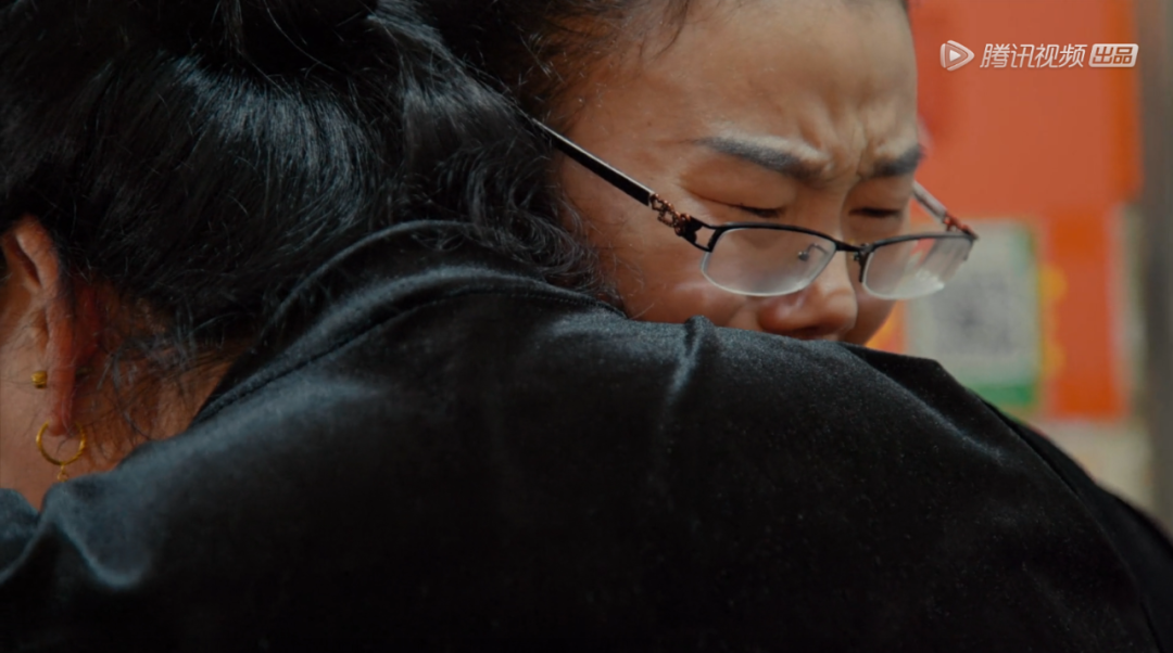 又杀出一部舔屏大片！深夜刷完的我正在暴风哭泣