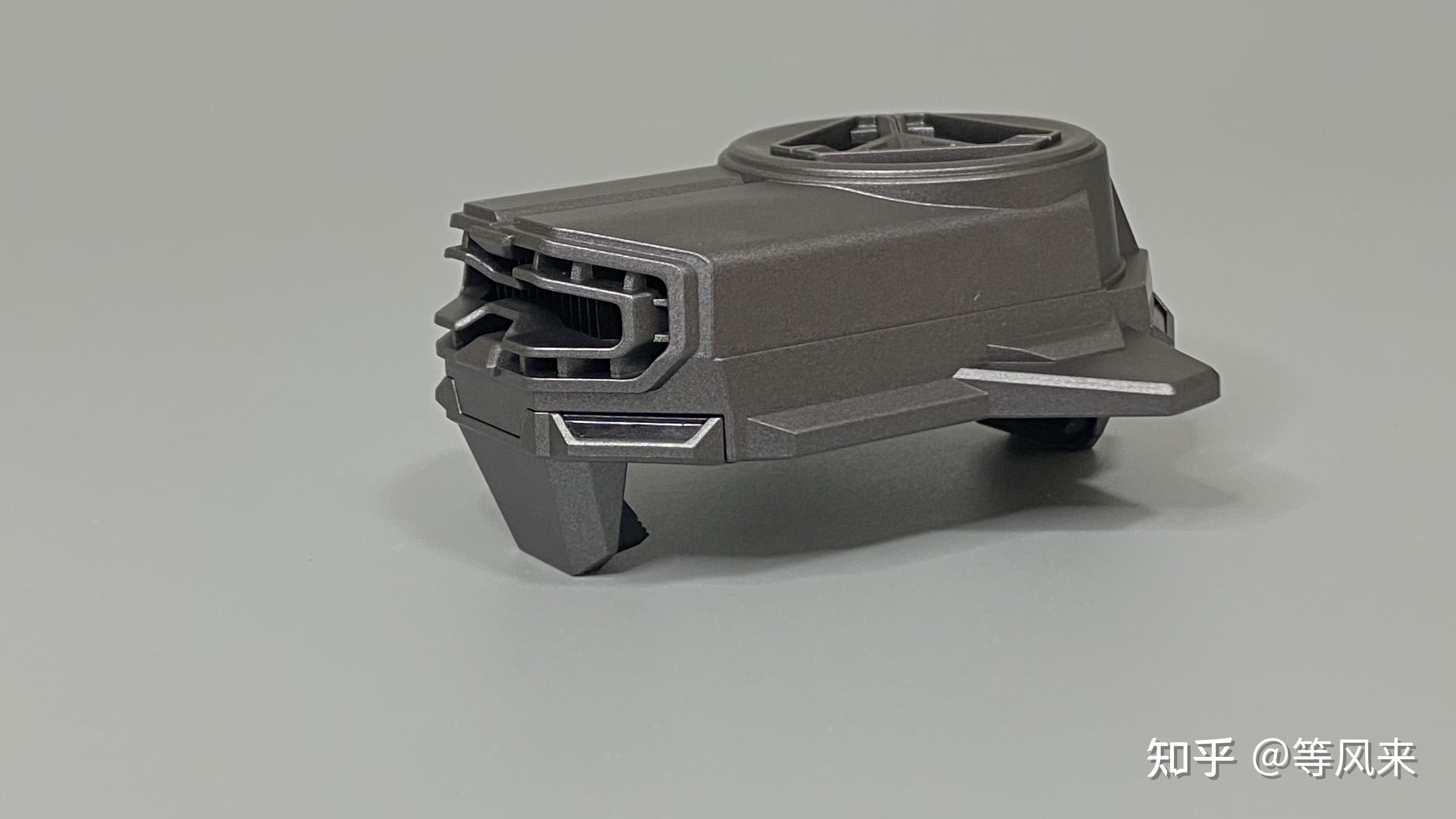 用上它让手机冻手!——红魔涡轮散热背夹测评