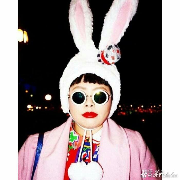 因为觉得自己长得丑特别自卑怎么办?