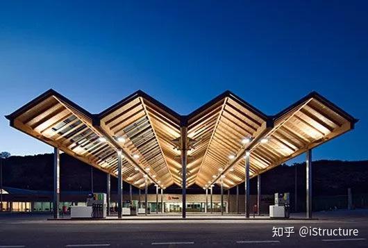 大跨结构除了网格结构你还有一个选择——折板