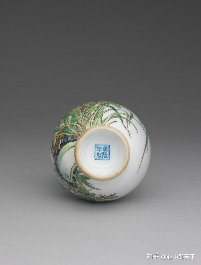 清乾隆珐琅彩兰竹双耳瓶- 知乎