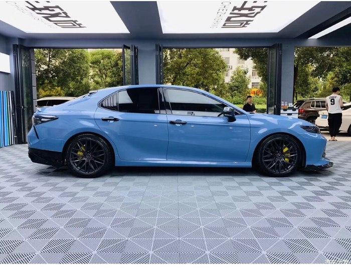 来自夏天的味道爱车亚洲龙改色瓷器蓝