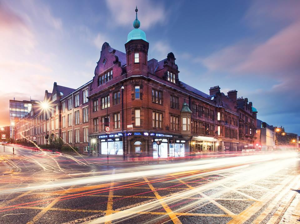 英国纽卡斯尔市中心charltonsbonds