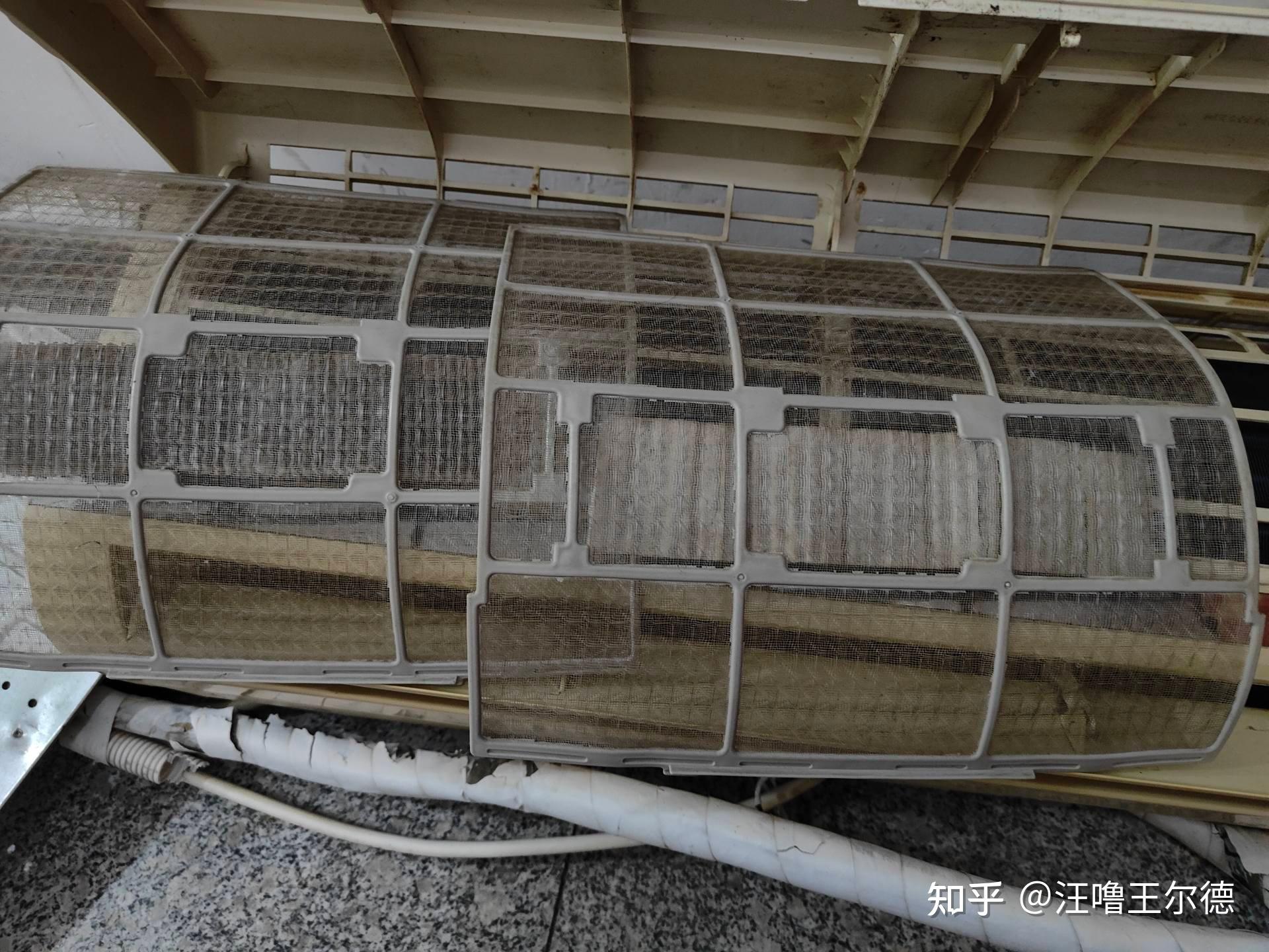 空调拆机实录:用了十几年的海尔空调里面是什么样?