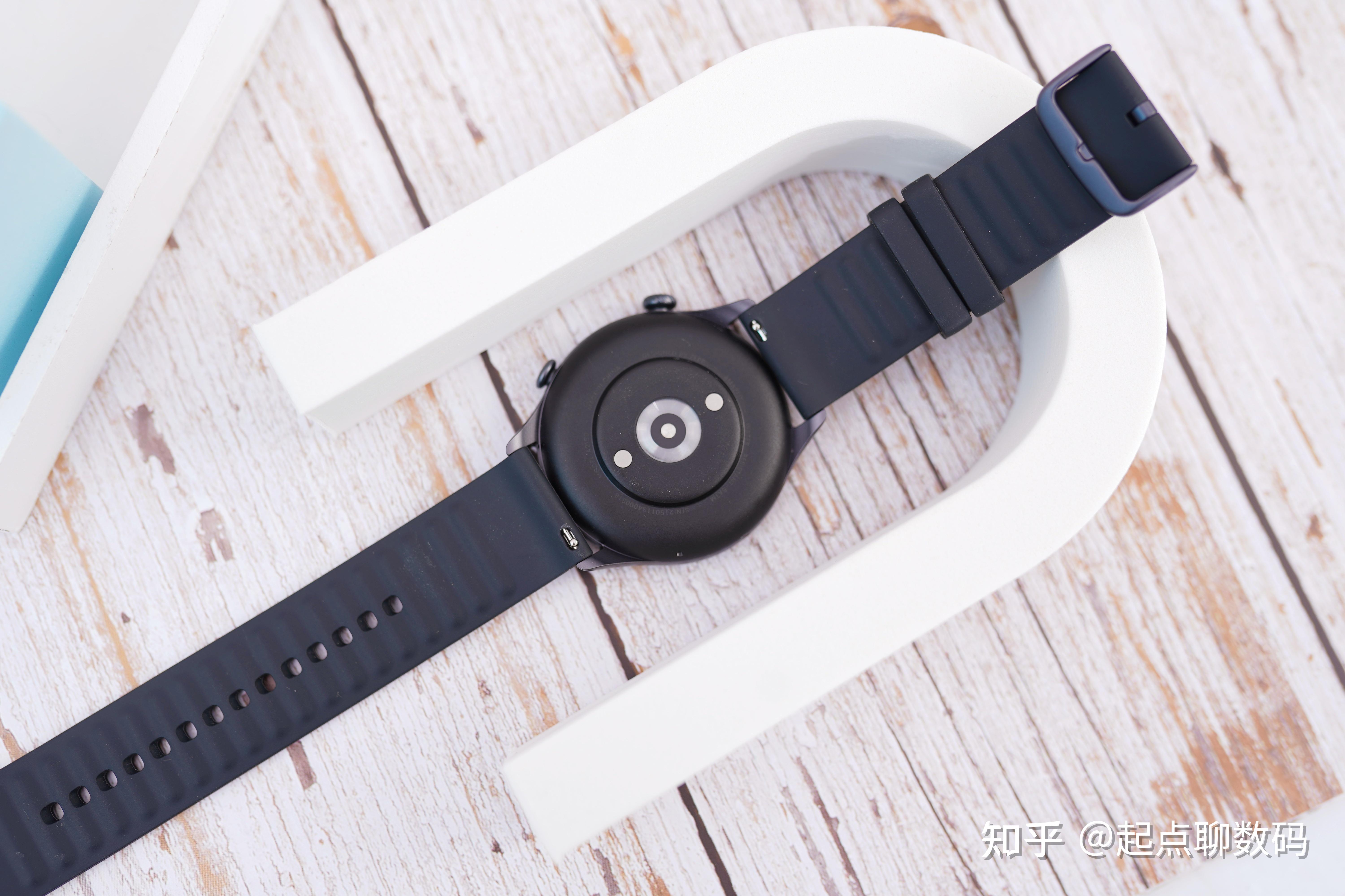 华米跃我gtr3体验时尚轻便强劲续航专注运动健康