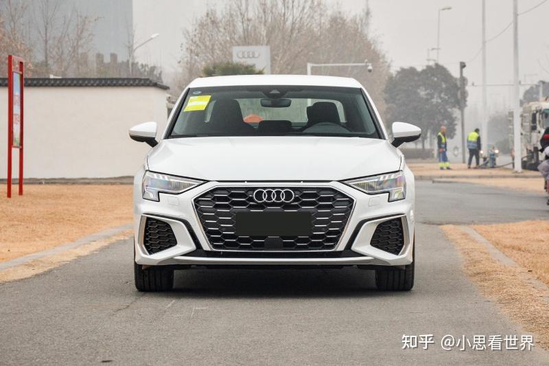 抢先看2021款奥迪a3l最低配进取运动型到底值不值