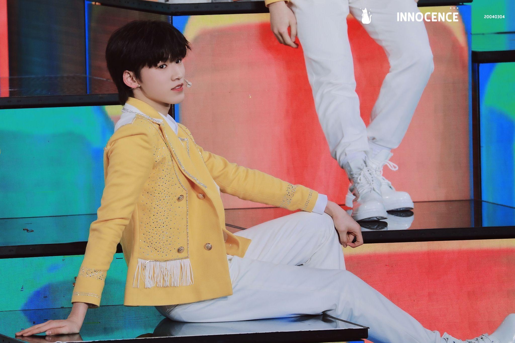 有没有宋亚轩的壁纸