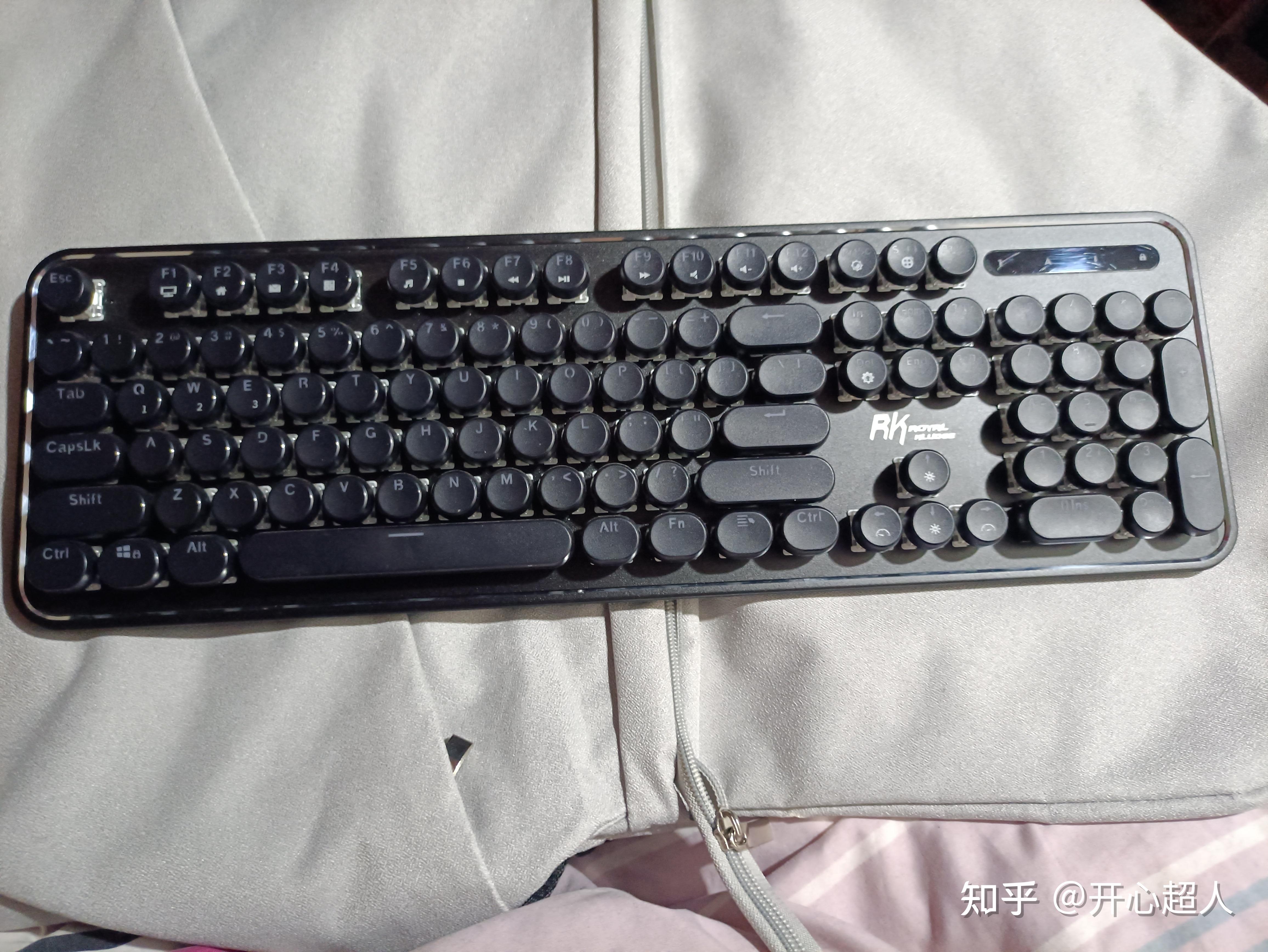 外设评测丨学生党福利键盘游戏机械键盘开箱评测rk960圆点键盘机械