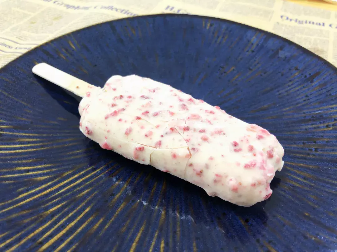 草莓丝绒杯甜品-金诺瑞蛋糕官网| MissGlery