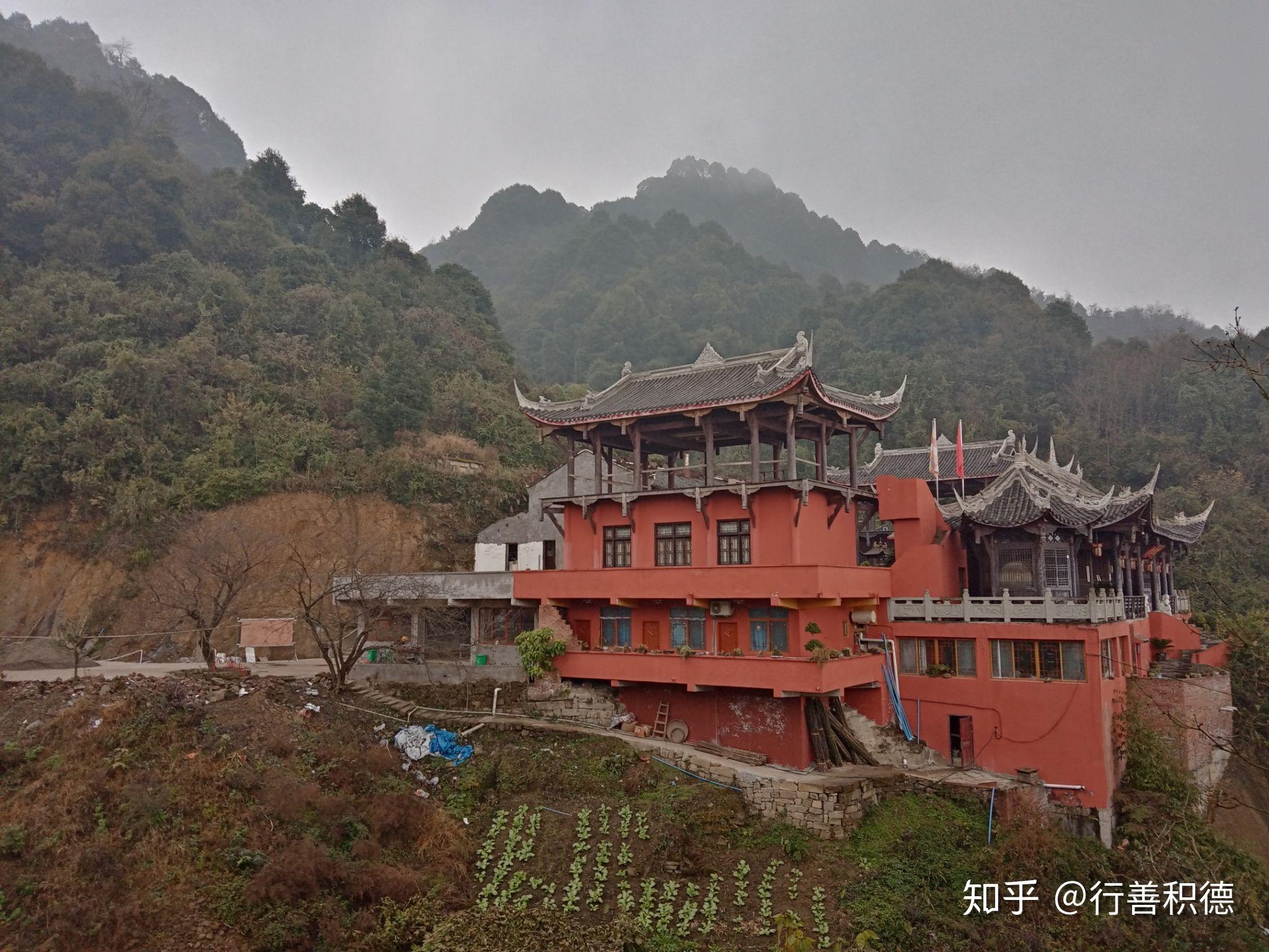 游览凤凰古寺 - 知乎