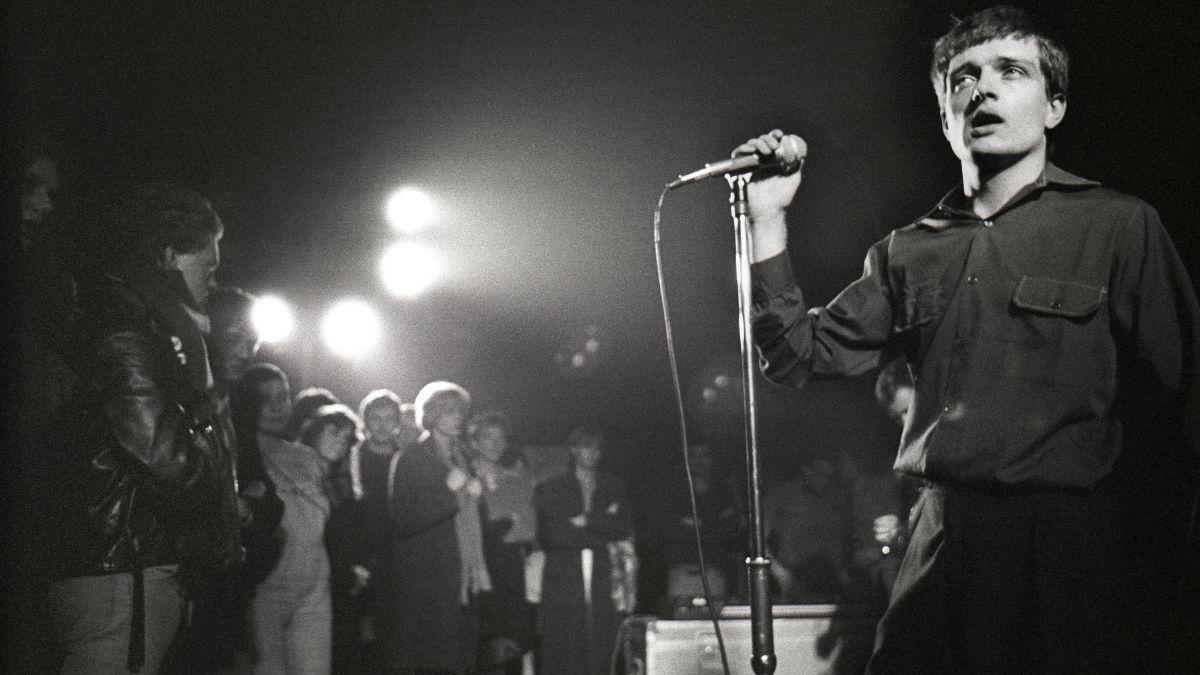 乐队如果我们只听说了伊恩柯蒂斯joydivision