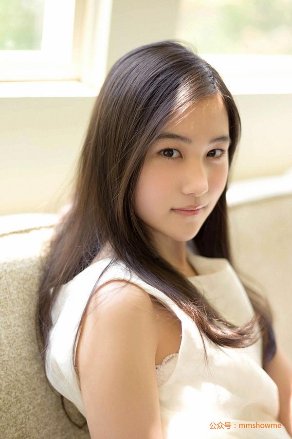 木村拓哉女儿山口麻友14岁清纯写真