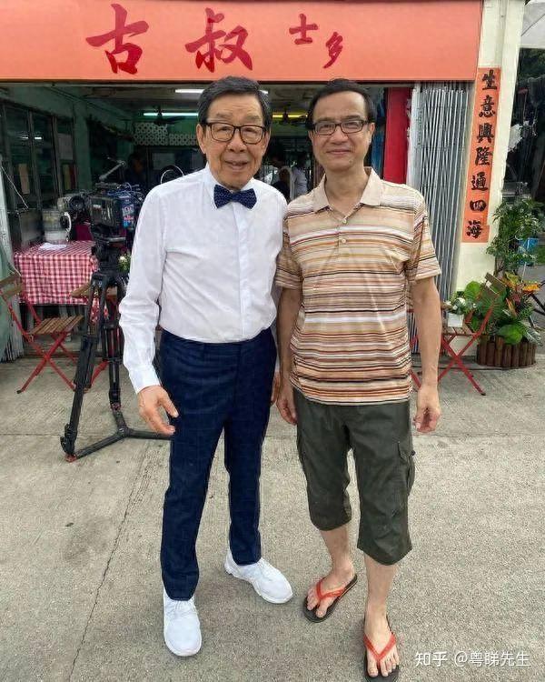 61岁tvb「御用讲波佬」原来是猛料学霸 曾被吐槽主持不专业