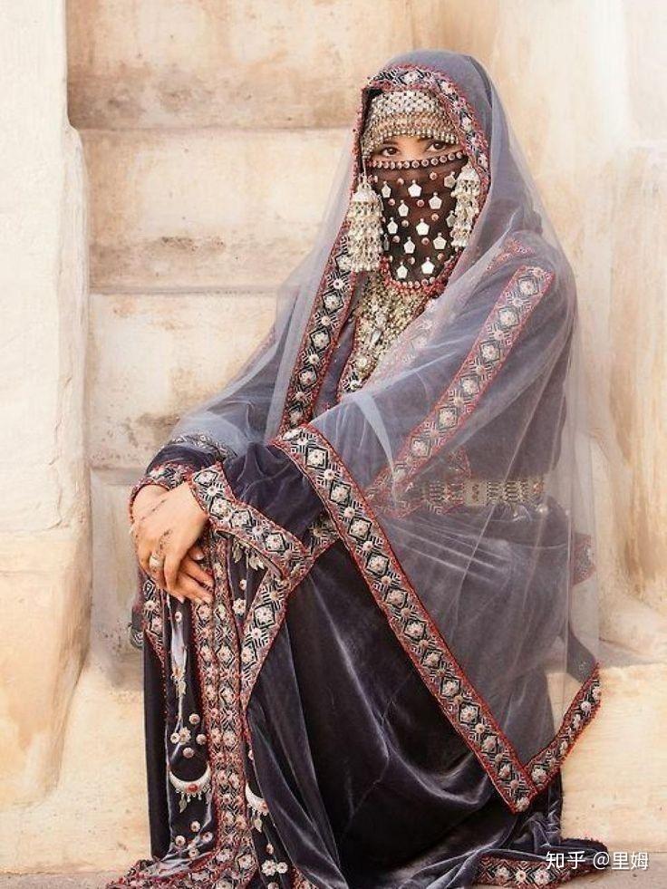 阿拉伯的女性都戴面纱那阿拉伯男人怎么挑选老婆?怎么知道好不好看?