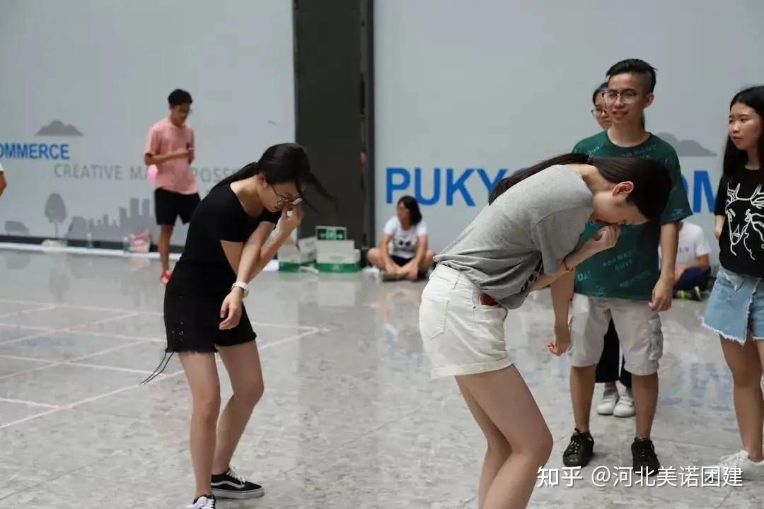 【美诺项目分享】气球接力 | 拓展团建趣味办公室聚会破冰热身小游戏 - 知乎