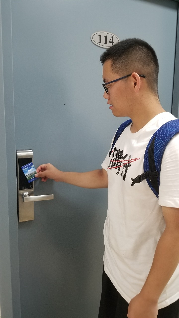 开学季丨智能门锁网红宿舍赛客网络在中国药科大学搞了个大事情