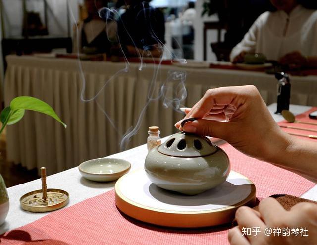 花道以养心茶道以益心香道以静心