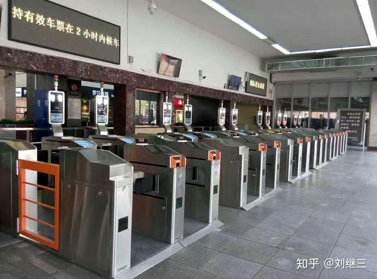 杭州火车东站完全候车攻略！吃喝玩乐一把抓，再也不用饿着肚子去赶车啦，这才是东站正确打开方式！