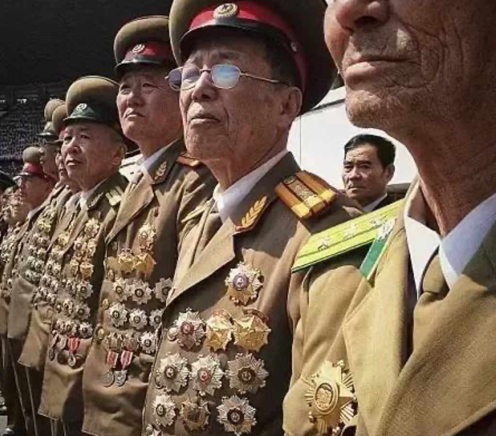 朝鲜的很多将军为何有大量勋章这些勋章都代表了什么功绩呢