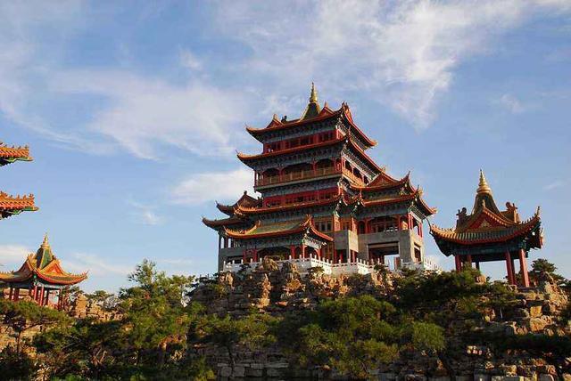 古代四大名楼之一,山东烟台的蓬莱阁,神秘的八仙过海,仙气十足 - 知乎