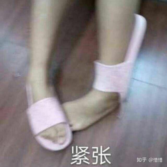 怎么在微信里面弄表情包 v2-6827fd10aaec1b6fa73650a5b3360b0b_r.jpg