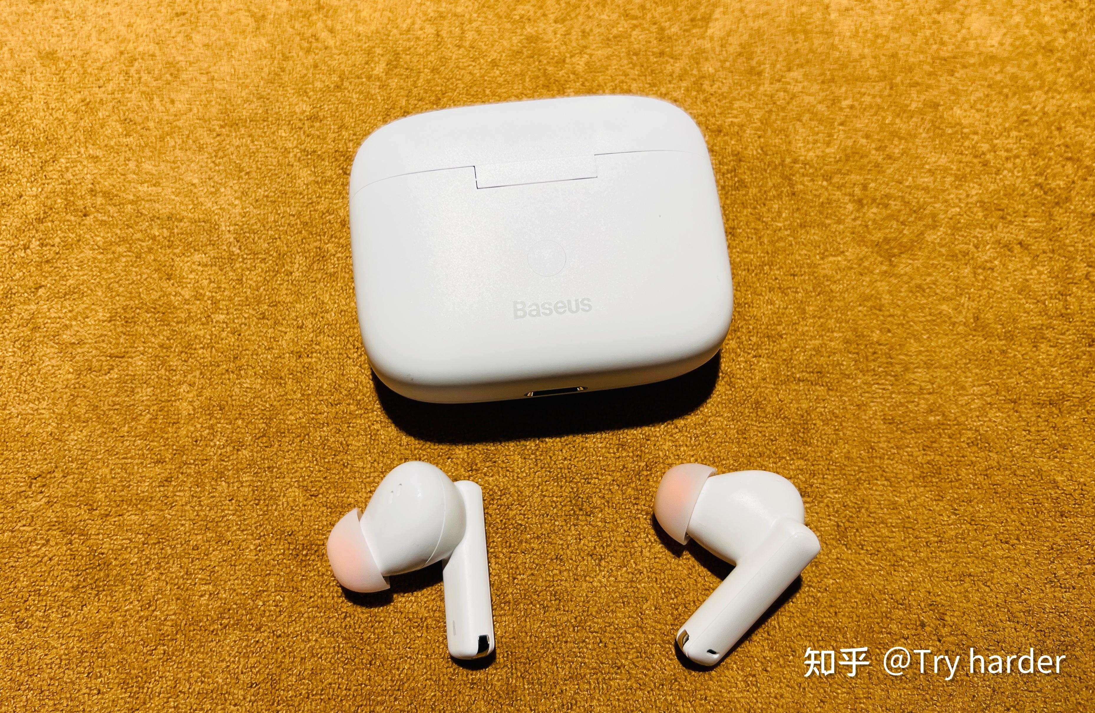 倍思 m2 蓝牙耳机外观