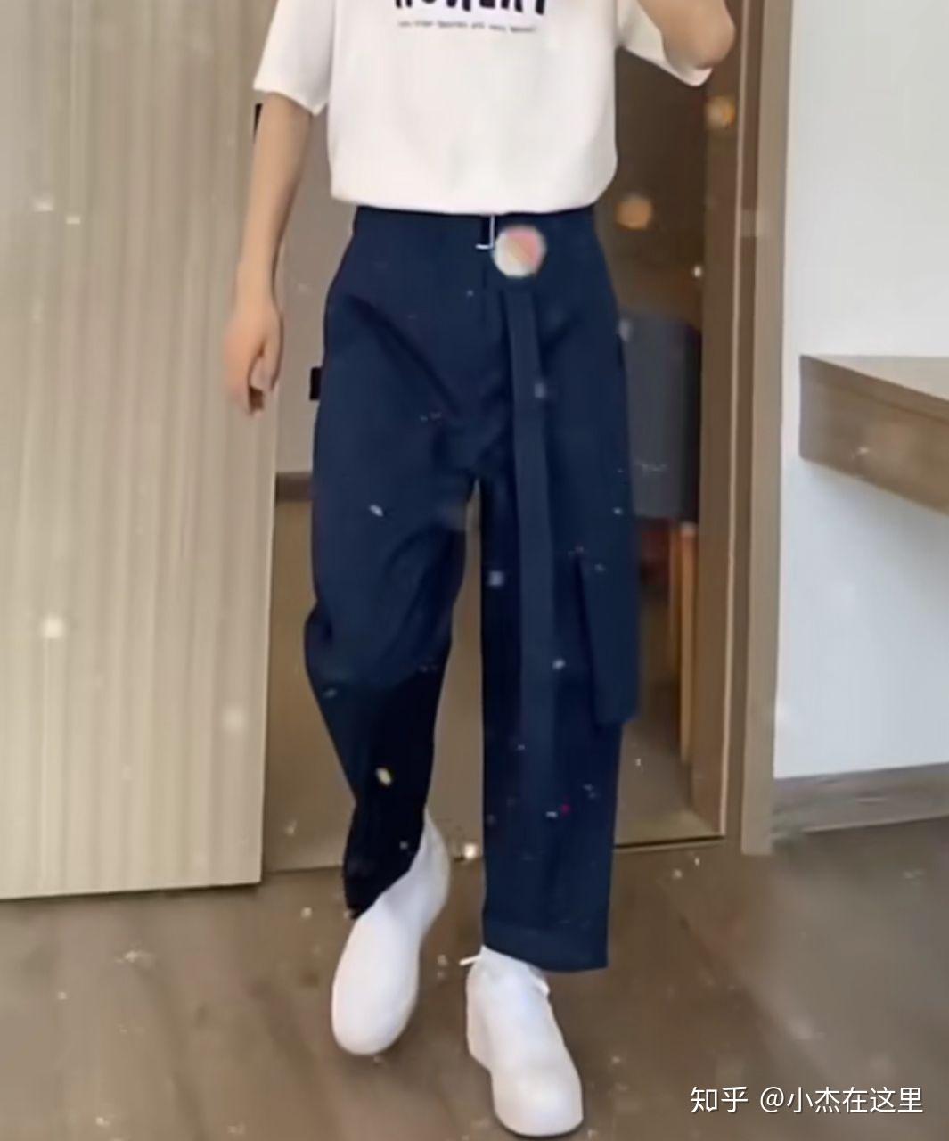 什么是黑金裤子 v2-69060fbb815e5b4ac6761c85d2cc8a6b_r.jpg