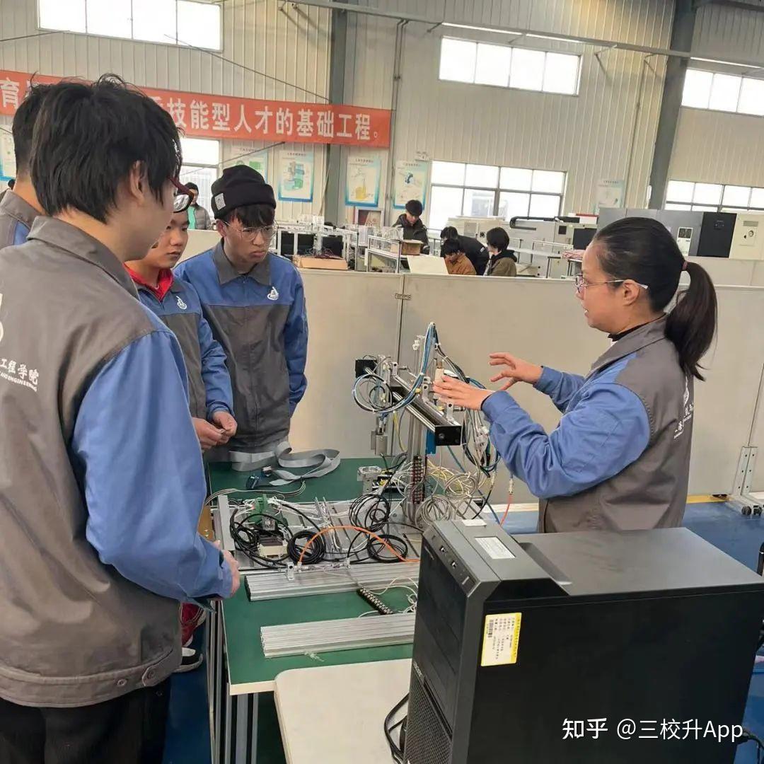 上海三校生上海思博职业技术学院机电一体化技术和新能源汽车技术专业