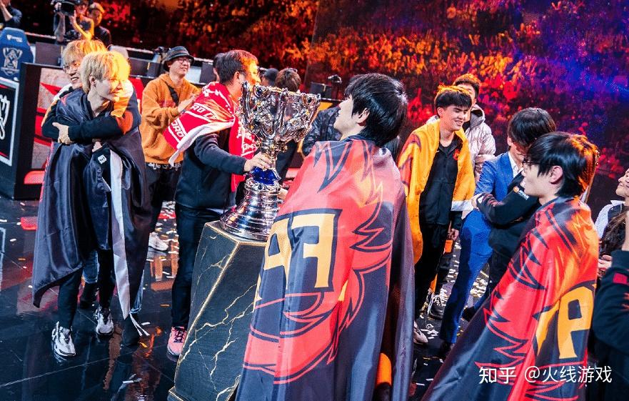 s9世界冠军fpx正式落幕刘青松直播坦言我们要吃散伙饭了