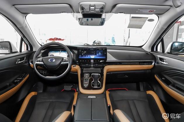 纯电家轿新选择 抢先到店实拍广汽本田ea6