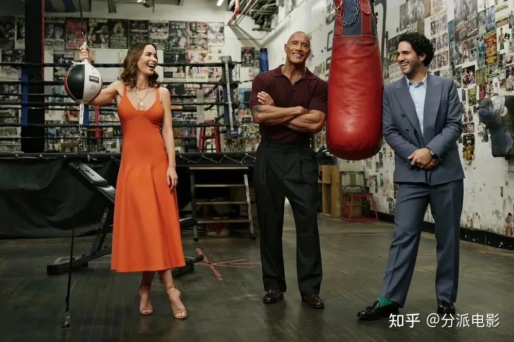 巨石强森新作《粉碎机》口碑两极！