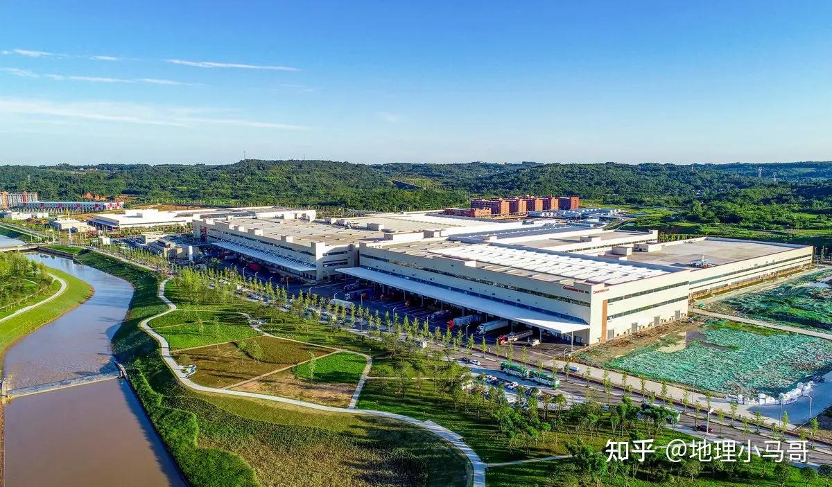 其间还有负涪江的机械厂,长虹电子厂,华丰等各大厂区先后于1966年前