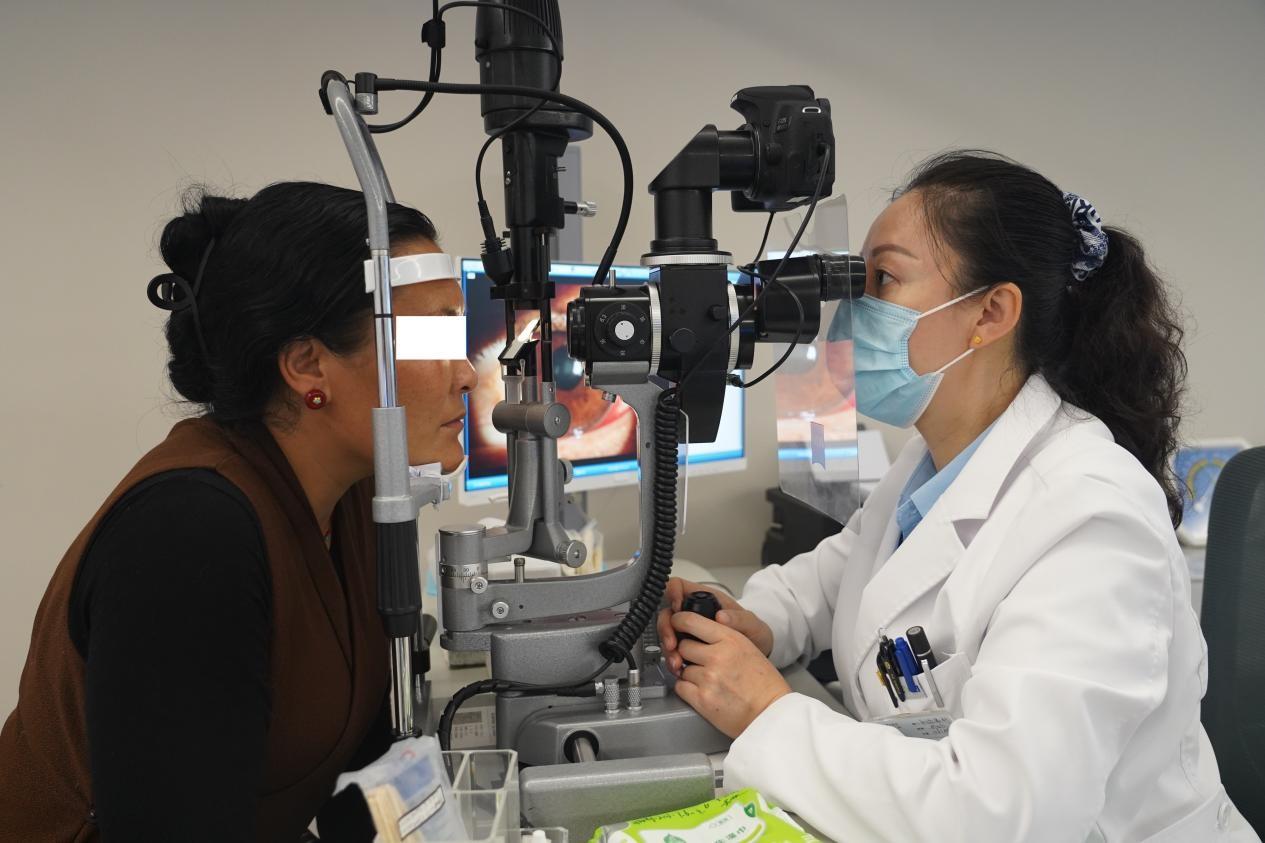 爱心眶护光明眼眶严重骨折患者在四川眼科医院获救治