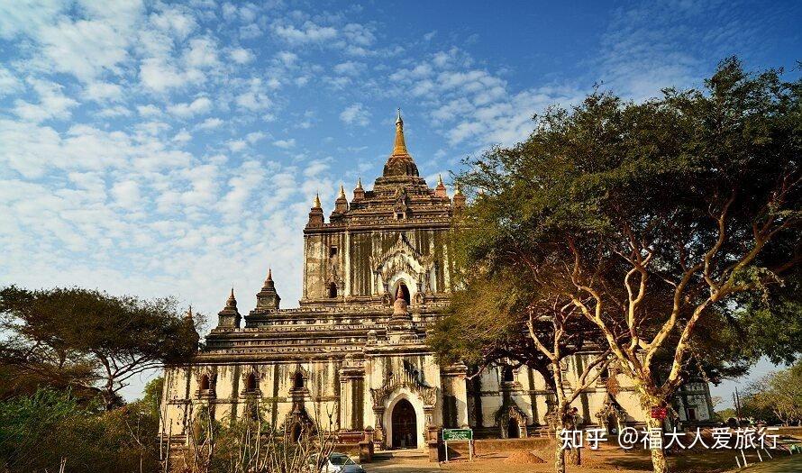 在伊洛瓦底江左岸那座出门见佛塔步步遇菩萨的古城晃荡