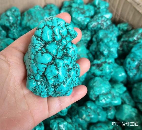 “白松石”是什么？松石的终极“碰瓷”者，玩家都难分清的高仿——菱镁矿 - 知乎