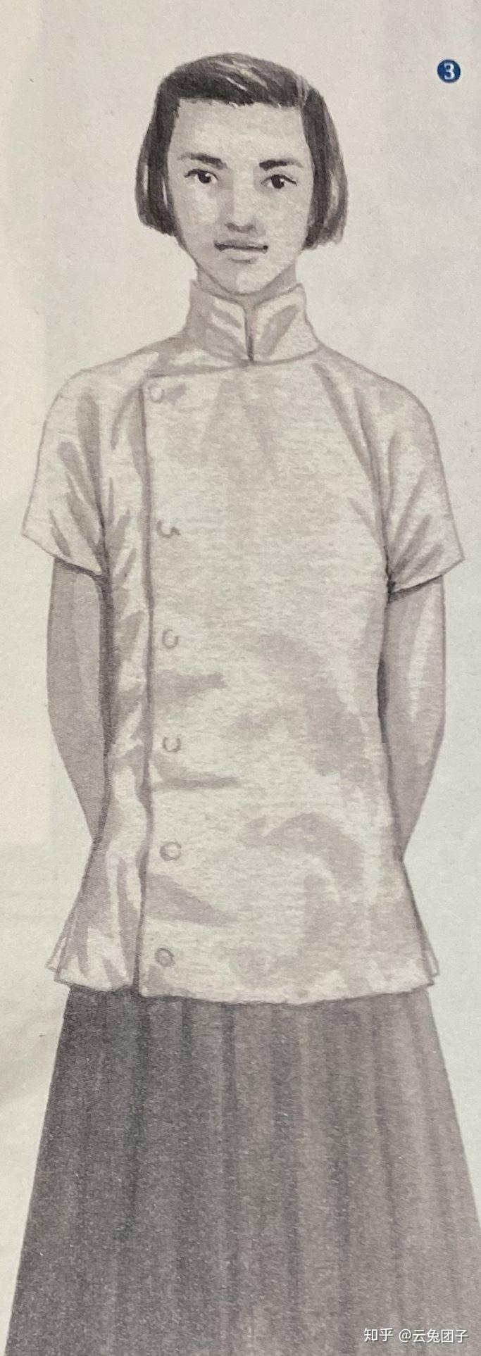 一部香港的校服史也是一部从清朝到现代的东西方文化交融的矛盾体现