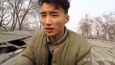 阿科哥崛起于斗鱼上线之初,那时候大部分直播内容都还是唱歌跳舞或者