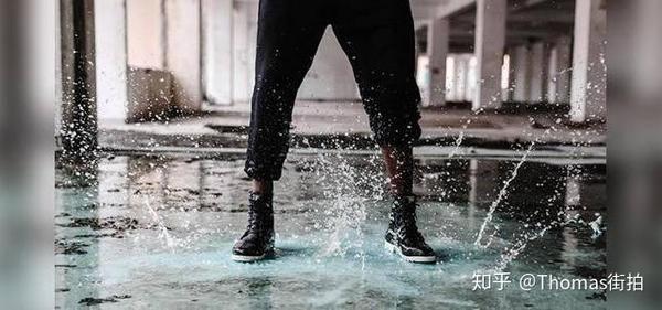 莆田的耐克和正版耐克有什么区别,aj鞋子到大雨天下面踩水