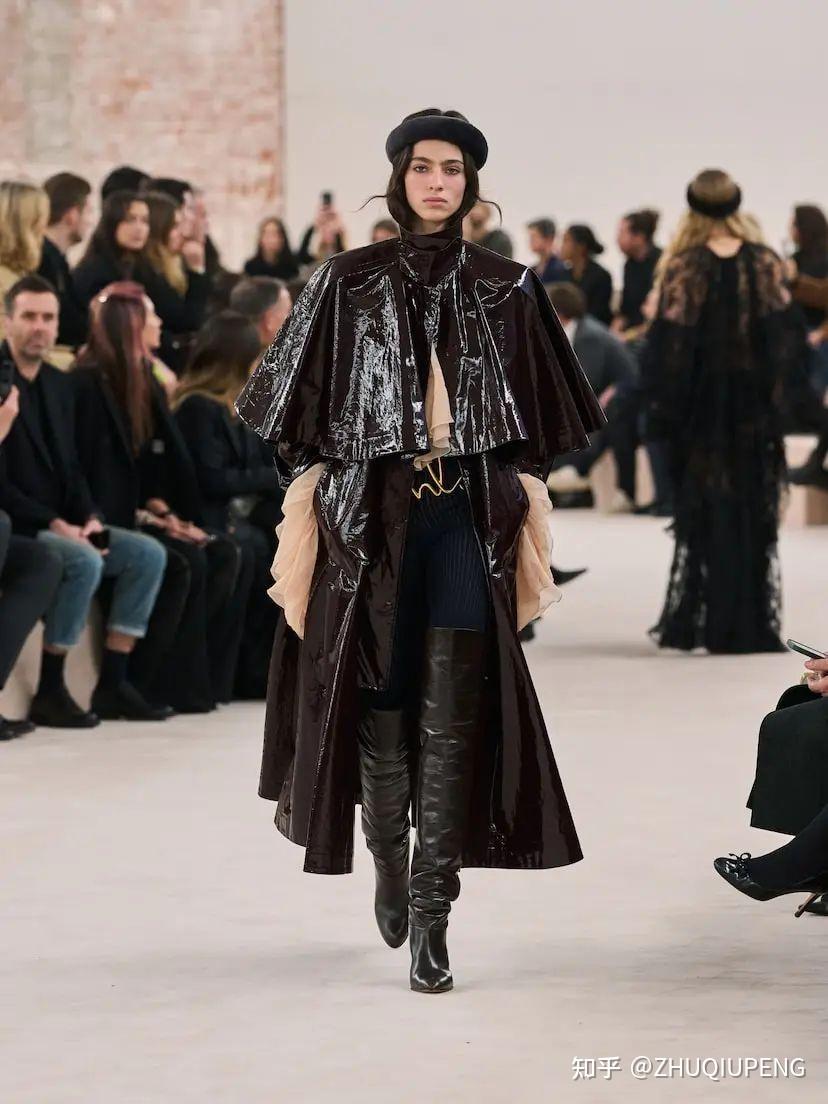 Chloé 2024年秋季女装高级成衣系列 - 知乎